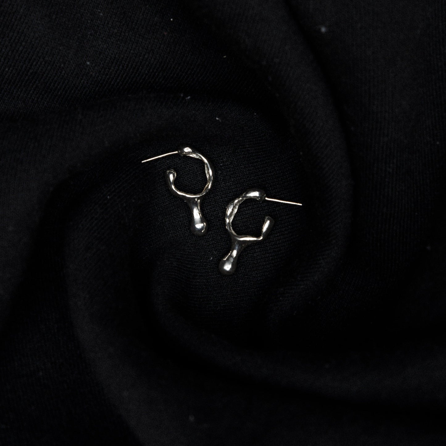 Tear hoop Gold plated