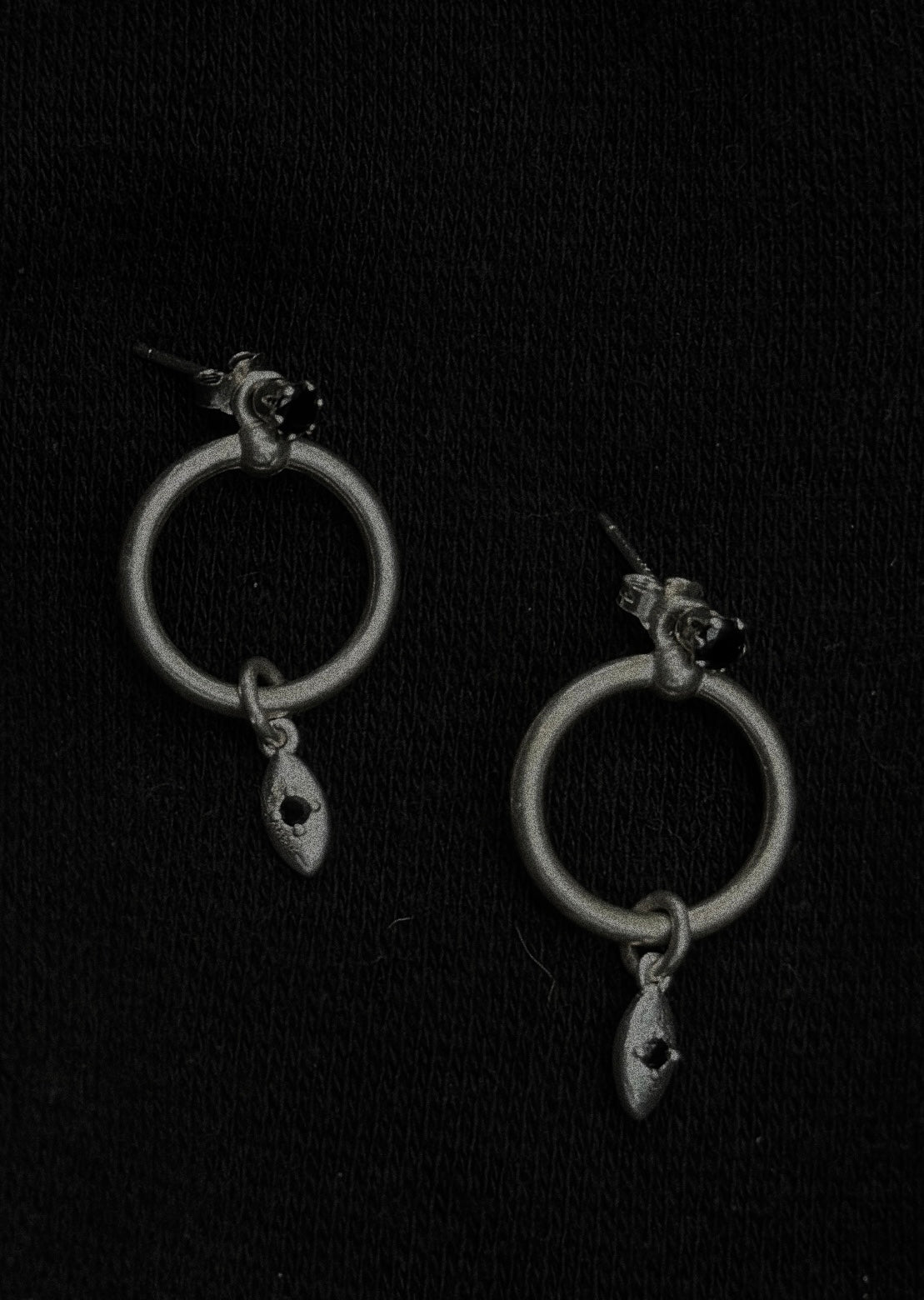 Black zircon