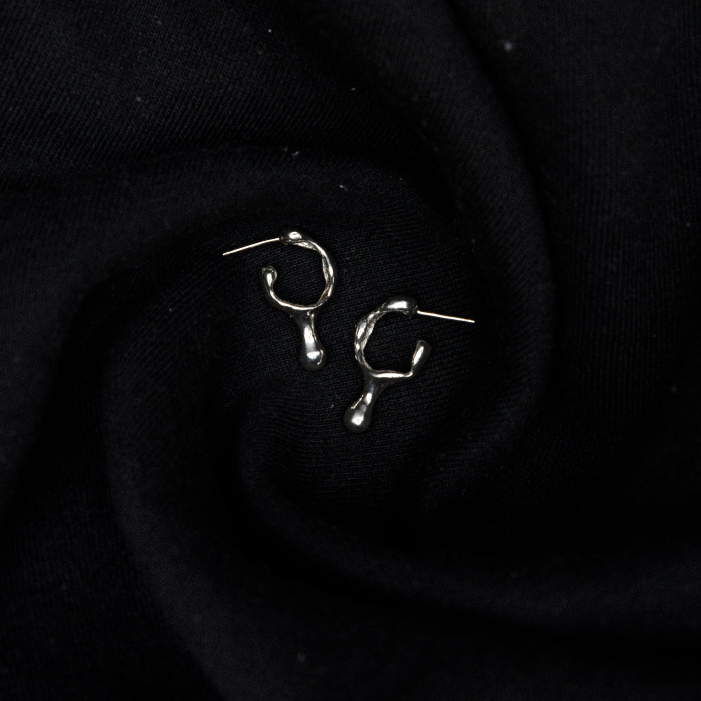 Tear hoop Gold plated