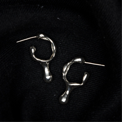 Tear hoop