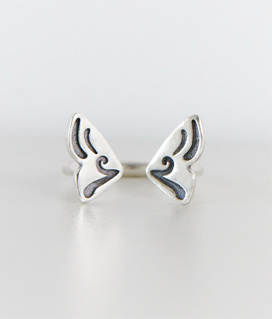 Mayas wings ring