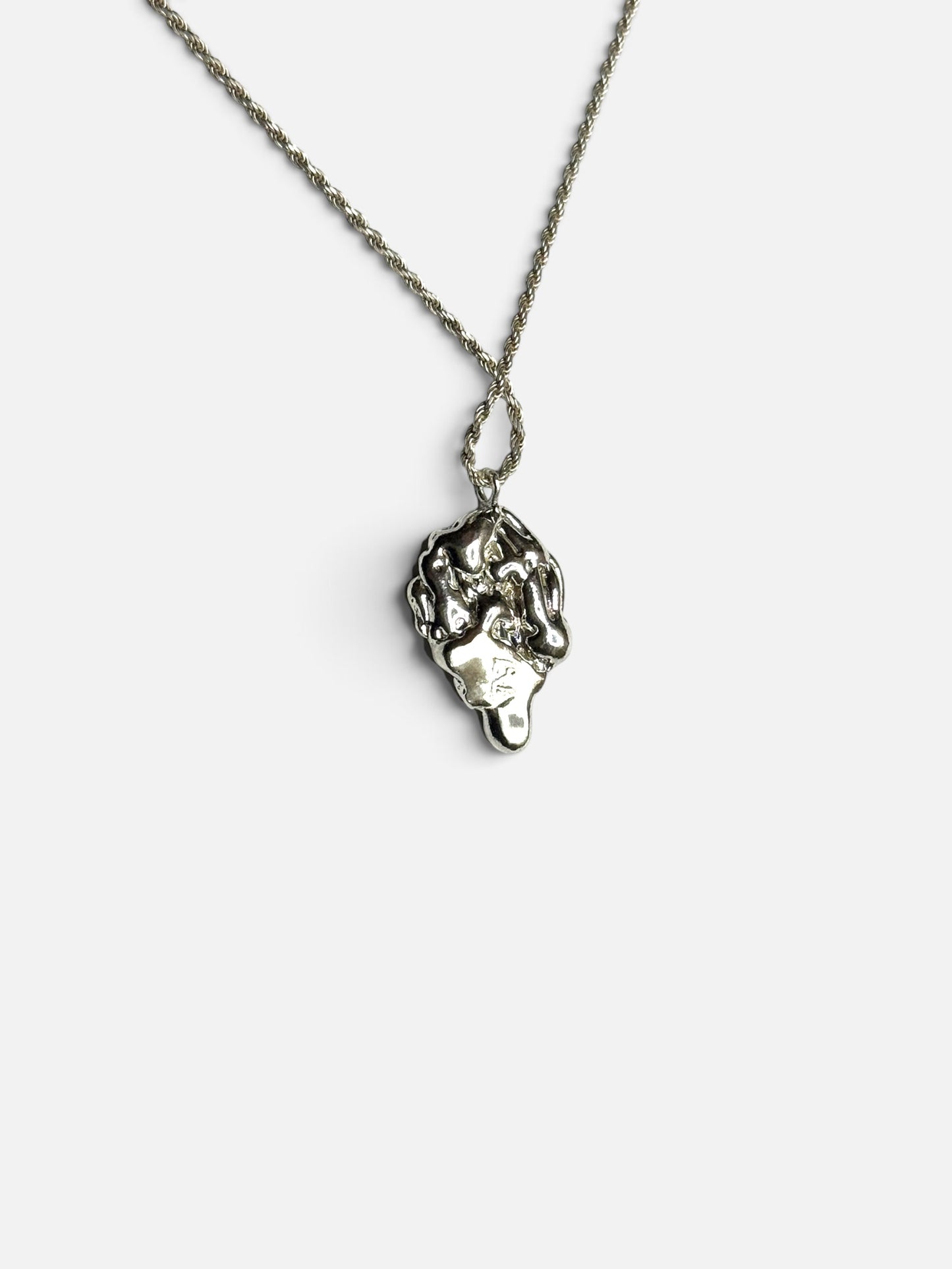 TANGLE NECKLACE